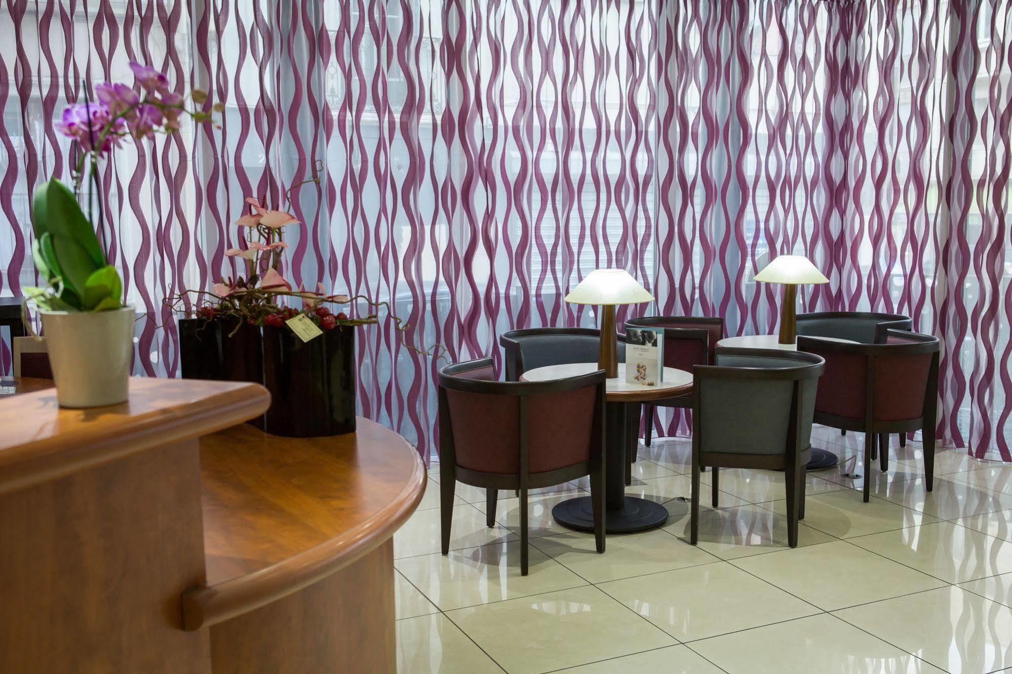 Mercure 4*